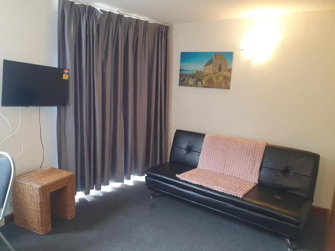 Aaa Mana Motel Porirua Eksteriør billede